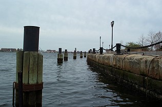 Seawall at head of Fan Pier