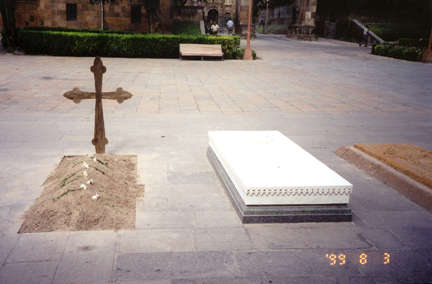 Grave of the late Catholicos